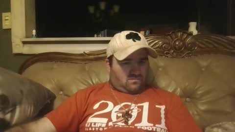 Snapshot of sub_michael41 chatting on October 22, 1:31 am sub_michael41 online show from October 22, 1:31 am