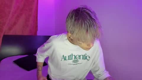 nico online show from February 3, 9:09 pm