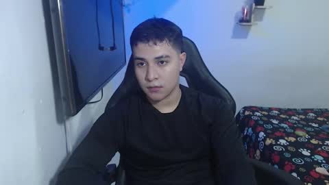 Snapshot of sully50126 chatting on October 19, 4:50 am sully50126 online show from October 19, 4:50 am