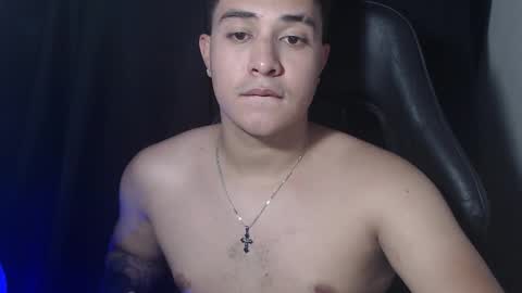 Snapshot of sully50126 chatting on October 20, 5:00 am sully50126 online show from October 20, 5:00 am