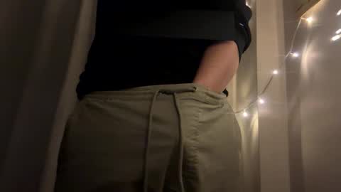 Snapshot of sullyniko chatting on October 30, 12:02 am Niko online show from October 30, 12:02 am