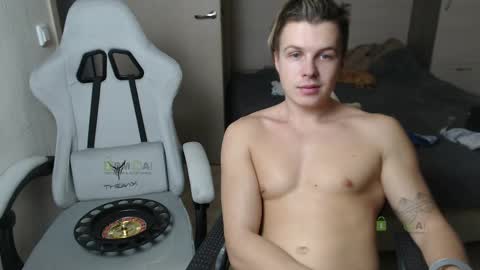 Alice and Sergey online show from February 19, 5:27 pm