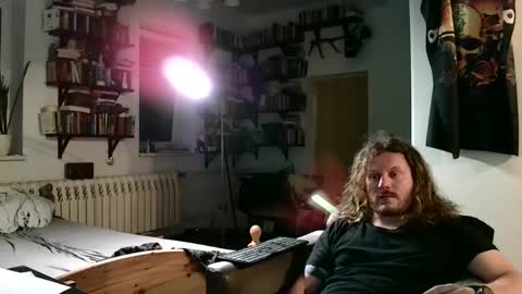 sunr1sa online show from December 8, 6:28 pm