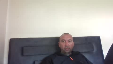 super42835015 online show from May 13, 2:25 pm