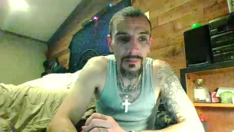 Snapshot of superd512 chatting on December 14, 6:20 pm Guero Cash online show from December 14, 6:20 pm