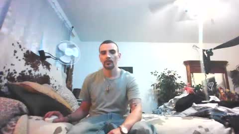 Snapshot of superd512 chatting on February 3, 1:30 pm Guero Cash online show from February 3, 1:30 pm