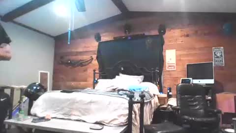 Snapshot of superd512 chatting on January 28, 9:08 pm Guero Cash online show from January 28, 9:08 pm