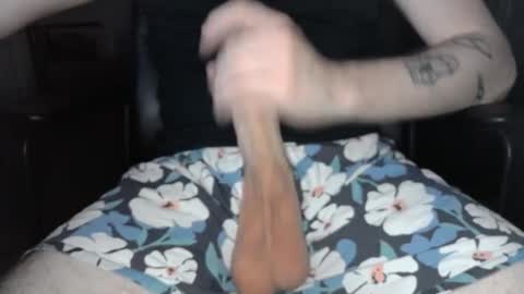 Snapshot of superhunglogan chatting on September 13, 4:24 am SuperHungLogan online show from September 13, 4:24 am