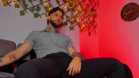 supreme_alpha_ online show from January 9, 3:45 am