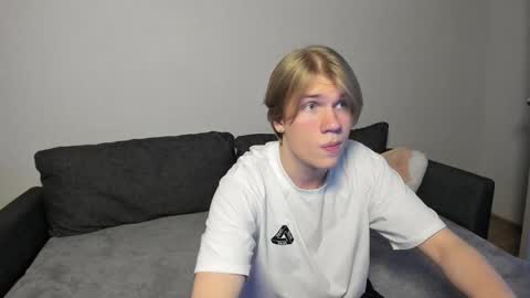 Swen online show from October 22, 9:18 pm