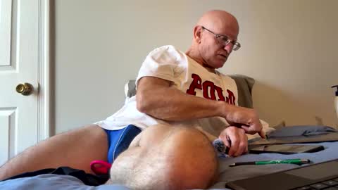 Zeppelin man online show from April 21, 3:29 pm