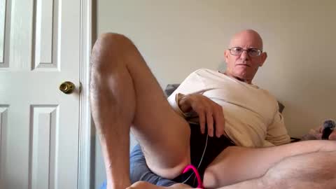 Zeppelin man online show from April 10, 2:24 pm