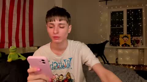 kira online show from December 23, 7:52 pm