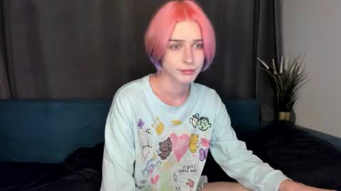 kira online show from September 20, 8:42 pm