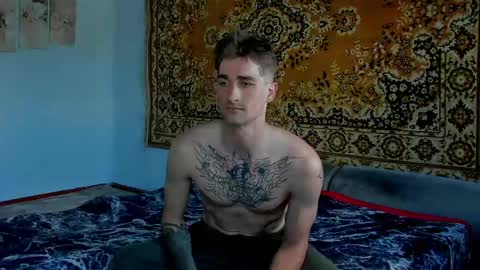 sweet_smith8 online show from June 2, 1:12 pm