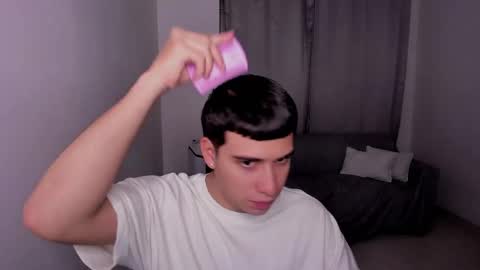 Lian online show from February 28, 2:42 am