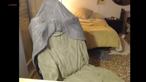 akiles online show from February 12, 8:29 pm