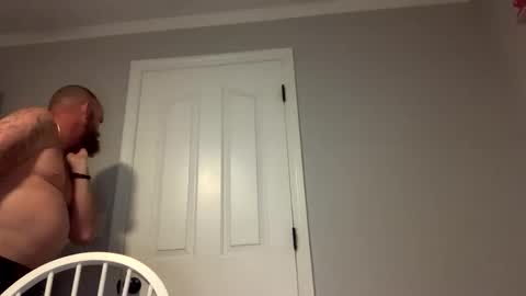 WeAim2PZzz online show from March 22, 8:30 am