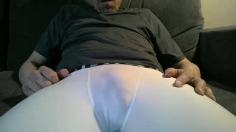 swontguy2025 online show from March 12, 6:51 am