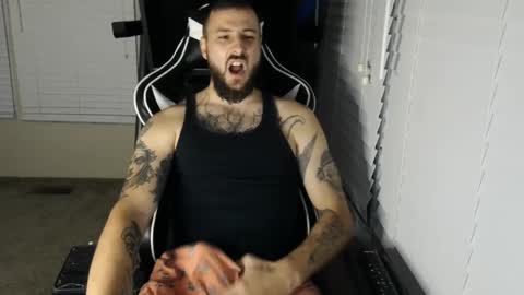 swoozy_ online show from September 17, 1:28 am