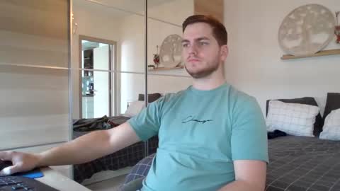 syl092 online show from January 9, 11:03 am