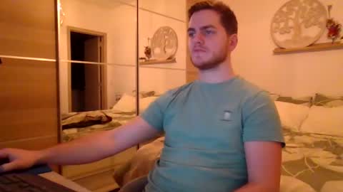 syl092 online show from January 16, 4:28 pm