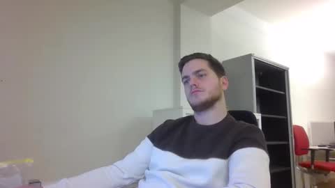 syl092 online show from December 10, 4:38 pm