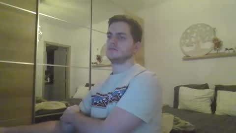 syl092 online show from February 4, 6:38 pm