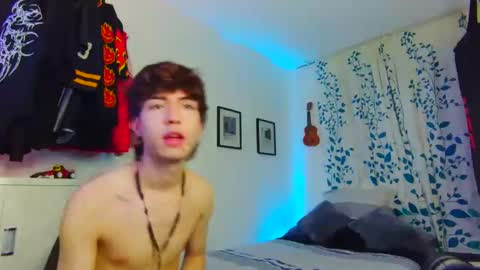 Snapshot of t0n3r chatting on September 16, 2:34 am TONER online show from September 16, 2:34 am