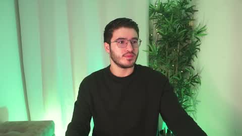 t0ny_wylie online show from April 16, 10:15 am