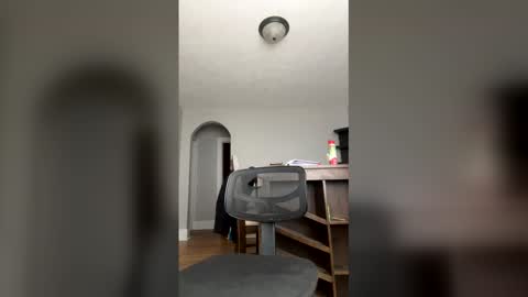 t206659 online show from March 16, 4:33 pm