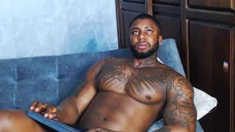 Tairon Tucke online show from December 24, 1:16 am