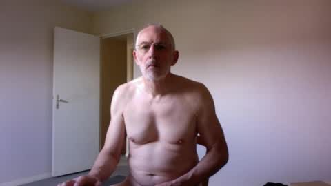 Jack Pierrot online show from May 20, 6:09 am