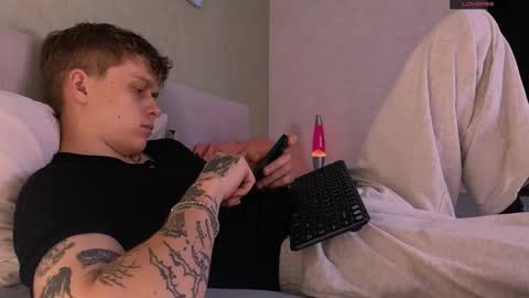 Snapshot of talkinghead7 chatting on October 28, 5:48 pm Colin online show from October 28, 5:48 pm