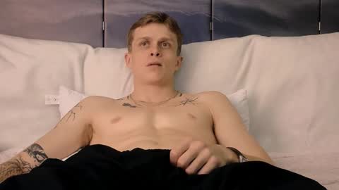 Snapshot of talkinghead7 chatting on September 10, 8:40 pm Colin online show from September 10, 8:40 pm