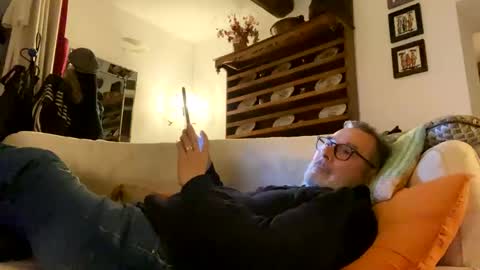 Dominique online show from February 4, 9:52 pm