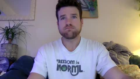 Dr. Love online show from January 2, 2:02 pm