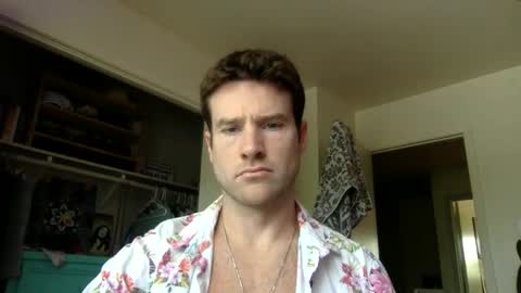 Dr. Love online show from May 25, 5:30 pm