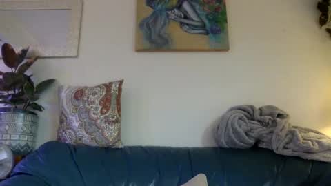 Dr. Love online show from January 14, 2:32 pm