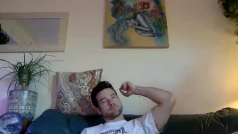 Dr. Love online show from January 1, 3:14 pm