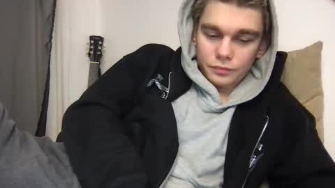 tasteithorny online show from February 18, 4:37 am