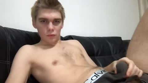 tasteithorny online show from December 2, 12:38 pm