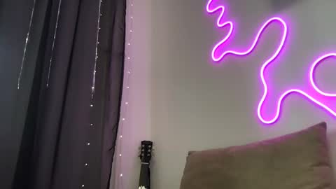 tasteithorny online show from February 17, 9:46 am