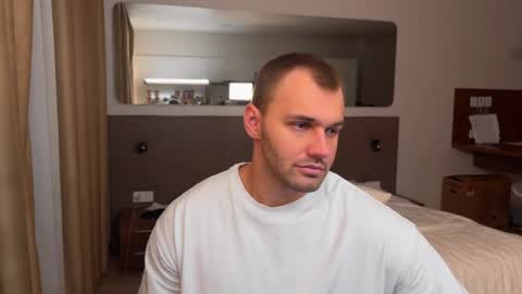 My shows 2100500 UTC3 online show from October 24, 4:47 am