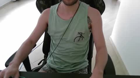 Lucas online show from December 7, 5:31 pm