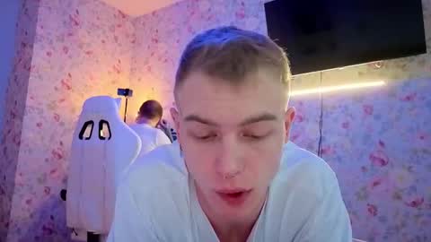 Alex but u can call me Theo online show from February 2, 7:18 am