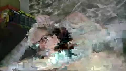 dave online show from April 12, 11:38 pm