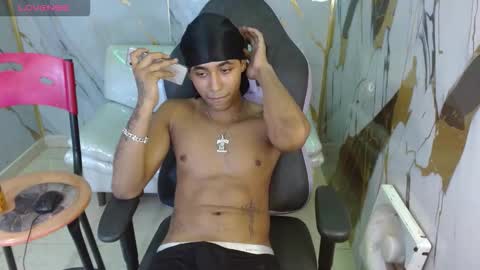 Taylor online show from March 2, 10:39 pm