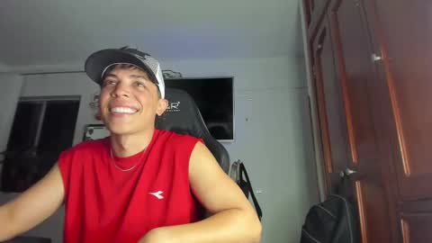 taylorsorf online show from November 5, 12:34 am