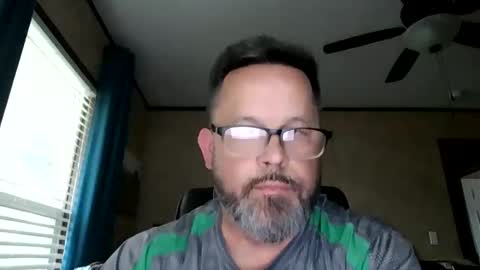 tdhawk87 online show from April 21, 7:20 pm